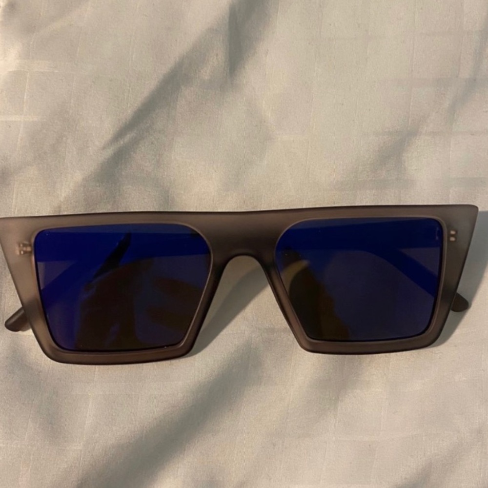 SUNGLASSES 101